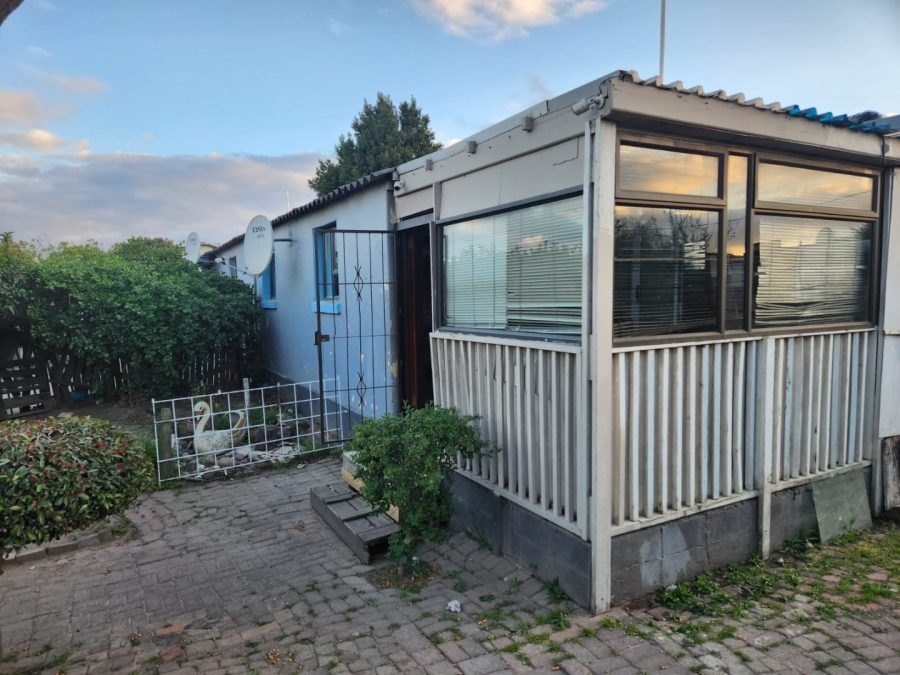 2 Bedroom Property for Sale in Conville Western Cape
